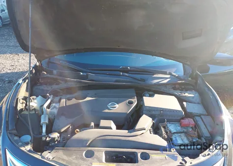 2013 Nissan Altima 2.5 S z USA, uszkodzony, nr VIN 1N4AL3AP2DC121048